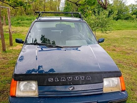 Сірий ЗАЗ Славута, об'ємом двигуна 1.2 л та пробігом 70 тис. км за 550 $, фото 1 на Automoto.ua
