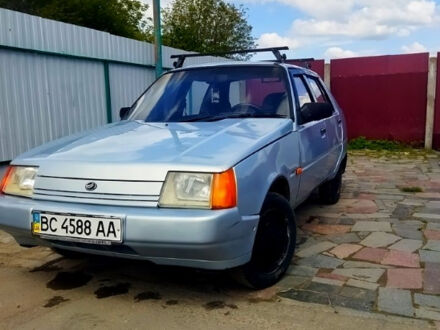 ЗАЗ Славута 2004 в Буске на Automoto.ua Серый ЗАЗ Славута, объемом двигателя 1.2 л и пробегом 57 тыс. км за 1200 $, фото 1 на Automoto.ua