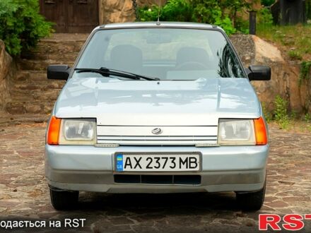 ЗАЗ Славута 2004 у Змиеве на Automoto.ua Сірий ЗАЗ Славута, об'ємом двигуна 1.2 л та пробігом 76 тис. км за 1450 $, фото 1 на Automoto.ua