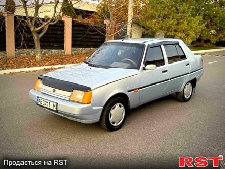 Серый ЗАЗ Славута, объемом двигателя 1.2 л и пробегом 145 тыс. км за 1200 $, фото 1 на Automoto.ua