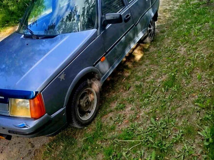 ЗАЗ Славута 2006 в Бродах на Automoto.ua Серый ЗАЗ Славута, объемом двигателя 1.2 л и пробегом 250 тыс. км за 620 $, фото 1 на Automoto.ua