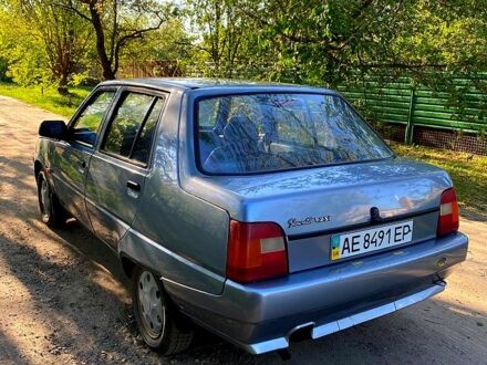 ЗАЗ Славута 2007 у Синельниковом на Automoto.ua Сірий ЗАЗ Славута, об'ємом двигуна 1.2 л та пробігом 241 тис. км за 1200 $, фото 1 на Automoto.ua