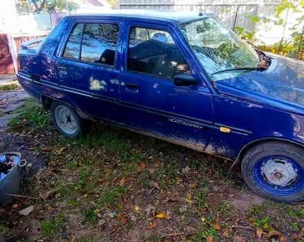 Синий ЗАЗ Славута, объемом двигателя 1.3 л и пробегом 107 тыс. км за 1000 $, фото 4 на Automoto.ua