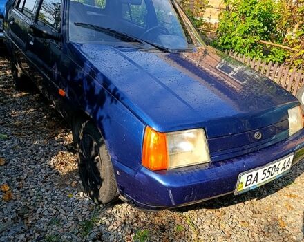 Синий ЗАЗ Славута, объемом двигателя 1.2 л и пробегом 42 тыс. км за 1200 $, фото 3 на Automoto.ua