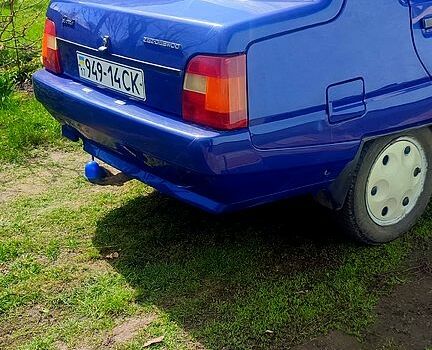 Синий ЗАЗ Славута, объемом двигателя 12 л и пробегом 32 тыс. км за 1600 $, фото 4 на Automoto.ua
