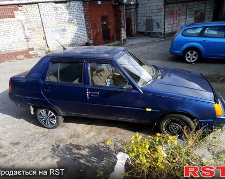 Синий ЗАЗ Славута, объемом двигателя 1.2 л и пробегом 200 тыс. км за 1000 $, фото 2 на Automoto.ua