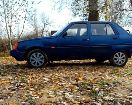 Синий ЗАЗ Славута, объемом двигателя 1.2 л и пробегом 187 тыс. км за 750 $, фото 1 на Automoto.ua