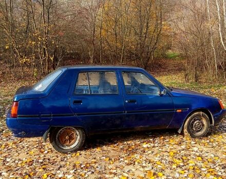 Синий ЗАЗ Славута, объемом двигателя 1.2 л и пробегом 187 тыс. км за 750 $, фото 6 на Automoto.ua