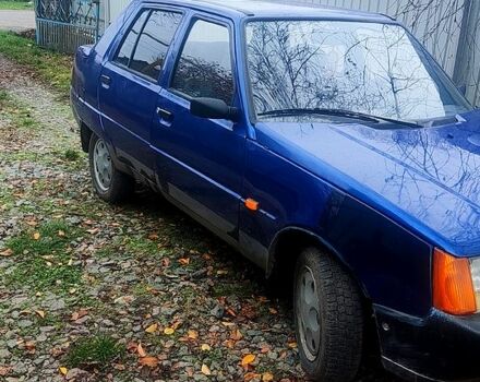 Синій ЗАЗ Славута, об'ємом двигуна 1.2 л та пробігом 90 тис. км за 700 $, фото 6 на Automoto.ua