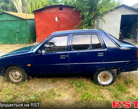 Синий ЗАЗ Славута, объемом двигателя 1.2 л и пробегом 153 тыс. км за 650 $, фото 4 на Automoto.ua