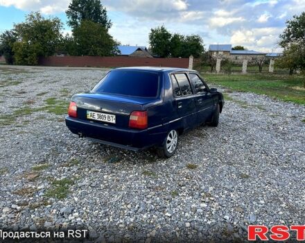 Синий ЗАЗ Славута, объемом двигателя 1.2 л и пробегом 154 тыс. км за 700 $, фото 2 на Automoto.ua