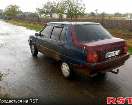 Синий ЗАЗ Славута, объемом двигателя 1.2 л и пробегом 626 тыс. км за 750 $, фото 2 на Automoto.ua