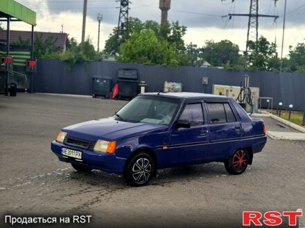 Синий ЗАЗ Славута, объемом двигателя 1.2 л и пробегом 200 тыс. км за 750 $, фото 1 на Automoto.ua