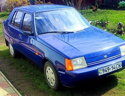 ЗАЗ Славута 2004 у Миргороде на Automoto.ua Синій ЗАЗ Славута, об'ємом двигуна 12 л та пробігом 32 тис. км за 1600 $, фото 1 на Automoto.ua
