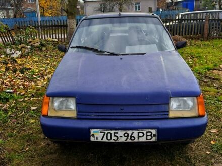 Синий ЗАЗ Славута, объемом двигателя 1.2 л и пробегом 105 тыс. км за 450 $, фото 1 на Automoto.ua