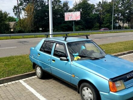 Синій ЗАЗ Славута, об'ємом двигуна 1.2 л та пробігом 165 тис. км за 750 $, фото 1 на Automoto.ua