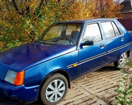 Синий ЗАЗ Славута, объемом двигателя 1.2 л и пробегом 187 тыс. км за 750 $, фото 1 на Automoto.ua