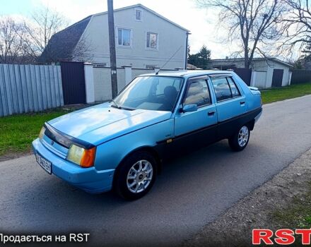 Синий ЗАЗ Славута, объемом двигателя 13 л и пробегом 105 тыс. км за 950 $, фото 1 на Automoto.ua