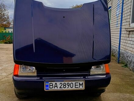 ЗАЗ Славута 2008 в Новоархангельске на Automoto.ua Синий ЗАЗ Славута, объемом двигателя 1.3 л и пробегом 57 тыс. км за 1900 $, фото 1 на Automoto.ua