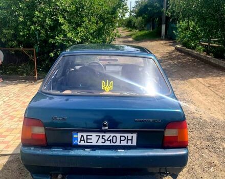 ЗАЗ Славута 1999 в Никополе на Automoto.ua Зеленый ЗАЗ Славута, объемом двигателя 1.1 л и пробегом 170 тыс. км за 900 $, фото 1 на Automoto.ua