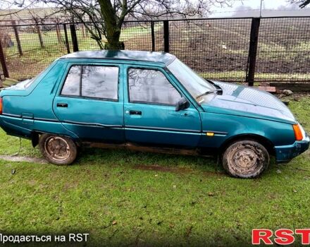 Зеленый ЗАЗ Славута, объемом двигателя 1.2 л и пробегом 85 тыс. км за 400 $, фото 2 на Automoto.ua