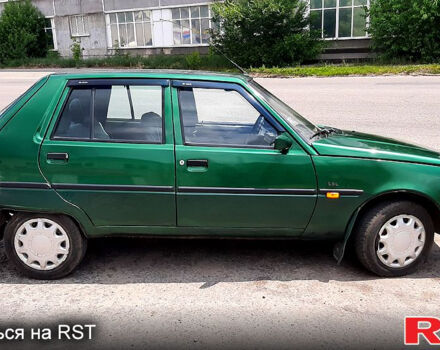 ЗАЗ Славута 2003 в Днепре (Днепропетровске) на Automoto.ua Зеленый ЗАЗ Славута, объемом двигателя 1.3 л и пробегом 198 тыс. км за 1000 $, фото 1 на Automoto.ua