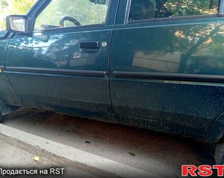 ЗАЗ Славута 2005 в Днепре (Днепропетровске) на Automoto.ua Зеленый ЗАЗ Славута, объемом двигателя 1.2 л и пробегом 236 тыс. км за 600 $, фото 2 на Automoto.ua