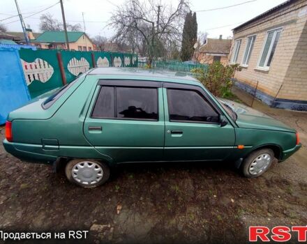 Зеленый ЗАЗ Славута, объемом двигателя 1.2 л и пробегом 144 тыс. км за 1200 $, фото 5 на Automoto.ua