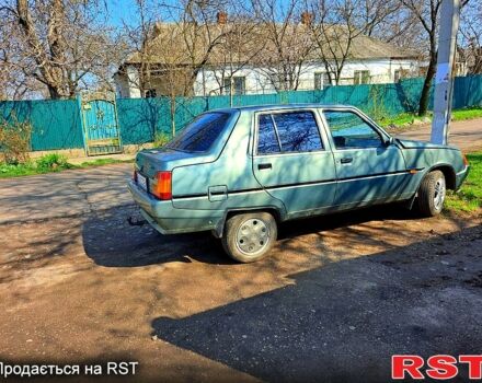 Зелений ЗАЗ Славута, об'ємом двигуна 1.2 л та пробігом 104 тис. км за 1000 $, фото 1 на Automoto.ua