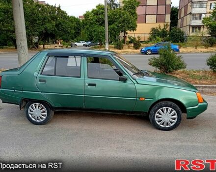 Зеленый ЗАЗ Славута, объемом двигателя 1.2 л и пробегом 50 тыс. км за 1400 $, фото 2 на Automoto.ua