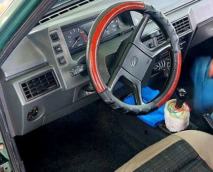 Зеленый ЗАЗ Славута, объемом двигателя 1.2 л и пробегом 300 тыс. км за 1000 $, фото 3 на Automoto.ua