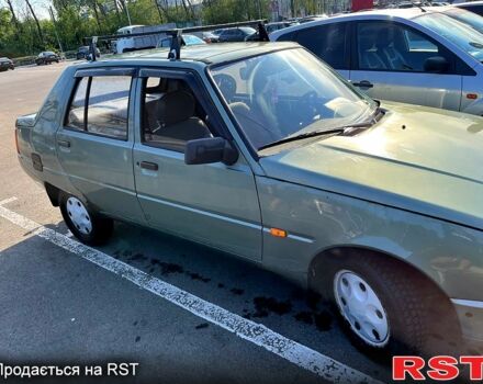 Зеленый ЗАЗ Славута, объемом двигателя 1.3 л и пробегом 200 тыс. км за 700 $, фото 5 на Automoto.ua