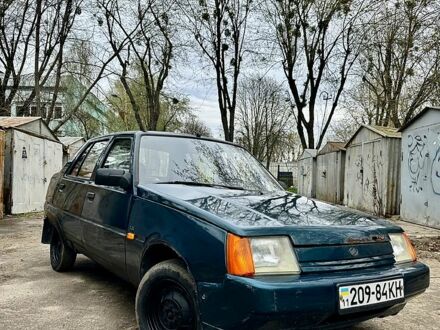 ЗАЗ Славута 2000 в Киеве на Automoto.ua Зеленый ЗАЗ Славута, объемом двигателя 1.2 л и пробегом 90 тыс. км за 650 $, фото 1 на Automoto.ua