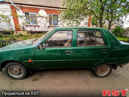 ЗАЗ Славута 2003 в Рокитном на Automoto.ua Зеленый ЗАЗ Славута, объемом двигателя 1.2 л и пробегом 99 тыс. км за 700 $, фото 1 на Automoto.ua