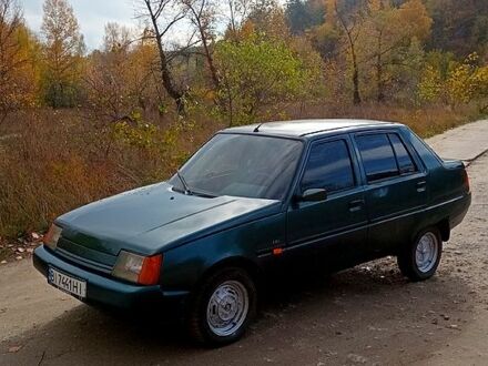 ЗАЗ Славута 2004 в Каневе на Automoto.ua Зеленый ЗАЗ Славута, объемом двигателя 1.2 л и пробегом 126 тыс. км за 643 $, фото 1 на Automoto.ua