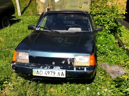 ЗАЗ Славута 2004 в Тячеве на Automoto.ua Зеленый ЗАЗ Славута, объемом двигателя 1.2 л и пробегом 100 тыс. км за 200 $, фото 1 на Automoto.ua