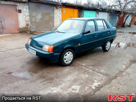ЗАЗ Славута 2004 у Южноукраинске на Automoto.ua Зелений ЗАЗ Славута, об'ємом двигуна 1.2 л та пробігом 111 тис. км за 1300 $, фото 1 на Automoto.ua