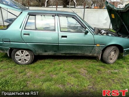 ЗАЗ Славута 2006 в Днепре (Днепропетровске) на Automoto.ua Зеленый ЗАЗ Славута, объемом двигателя 1.2 л и пробегом 197 тыс. км за 1100 $, фото 1 на Automoto.ua