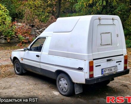 ЗАЗ Таврія-Пікап 2003 у Запоріжжя на Automoto.ua Білий ЗАЗ Таврія-Пікап, об'ємом двигуна 1.2 л та пробігом 250 тис. км за 730 $, фото 7 на Automoto.ua