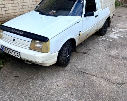 ЗАЗ Таврия-Пикап 2004 в Кропивницком (Кировограде) на Automoto.ua Белый ЗАЗ Таврия-Пикап, объемом двигателя 1.2 л и пробегом 160 тыс. км за 800 $, фото 1 на Automoto.ua