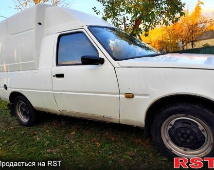 Белый ЗАЗ Таврия-Пикап, объемом двигателя 1.2 л и пробегом 260 тыс. км за 760 $, фото 1 на Automoto.ua