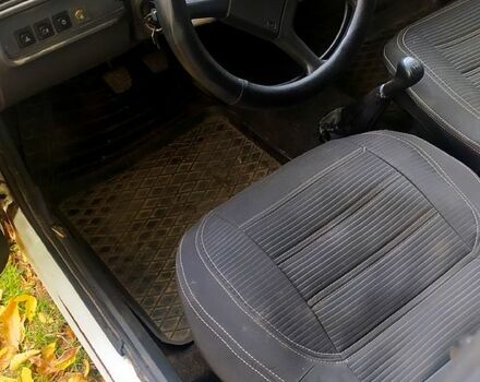 ЗАЗ Таврія-Пікап 2004 у Кам'янське (Дніпродзержинськ) на Automoto.ua Білий ЗАЗ Таврія-Пікап, об'ємом двигуна 1.2 л та пробігом 0 тис. км за 760 $, фото 3 на Automoto.ua