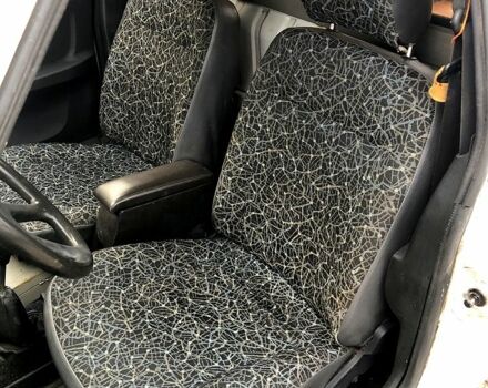 Белый ЗАЗ Таврия-Пикап, объемом двигателя 1.2 л и пробегом 137 тыс. км за 1350 $, фото 4 на Automoto.ua