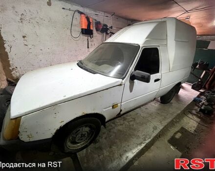 Белый ЗАЗ Таврия-Пикап, объемом двигателя 1.3 л и пробегом 70 тыс. км за 450 $, фото 1 на Automoto.ua