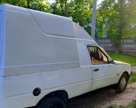 Белый ЗАЗ Таврия-Пикап, объемом двигателя 1.2 л и пробегом 120 тыс. км за 950 $, фото 1 на Automoto.ua