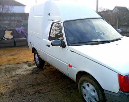 Белый ЗАЗ Таврия-Пикап, объемом двигателя 1.2 л и пробегом 40 тыс. км за 850 $, фото 1 на Automoto.ua
