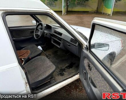 ЗАЗ Таврія-Пікап 2007 у Ахтырке на Automoto.ua Білий ЗАЗ Таврія-Пікап, об'ємом двигуна 1.2 л та пробігом 145 тис. км за 950 $, фото 5 на Automoto.ua