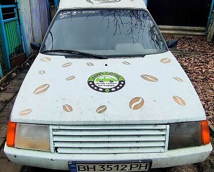 Белый ЗАЗ Таврия-Пикап, объемом двигателя 12 л и пробегом 300 тыс. км за 700 $, фото 1 на Automoto.ua