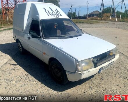 Белый ЗАЗ Таврия-Пикап, объемом двигателя 1.2 л и пробегом 112 тыс. км за 1200 $, фото 1 на Automoto.ua