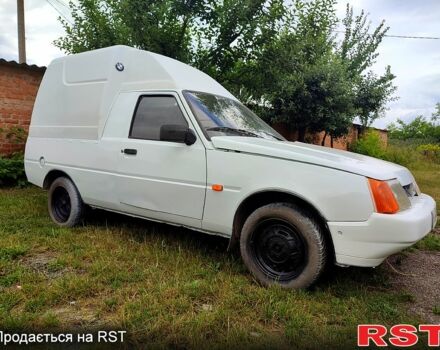 Білий ЗАЗ Таврія-Пікап, об'ємом двигуна 1.3 л та пробігом 83 тис. км за 1050 $, фото 2 на Automoto.ua